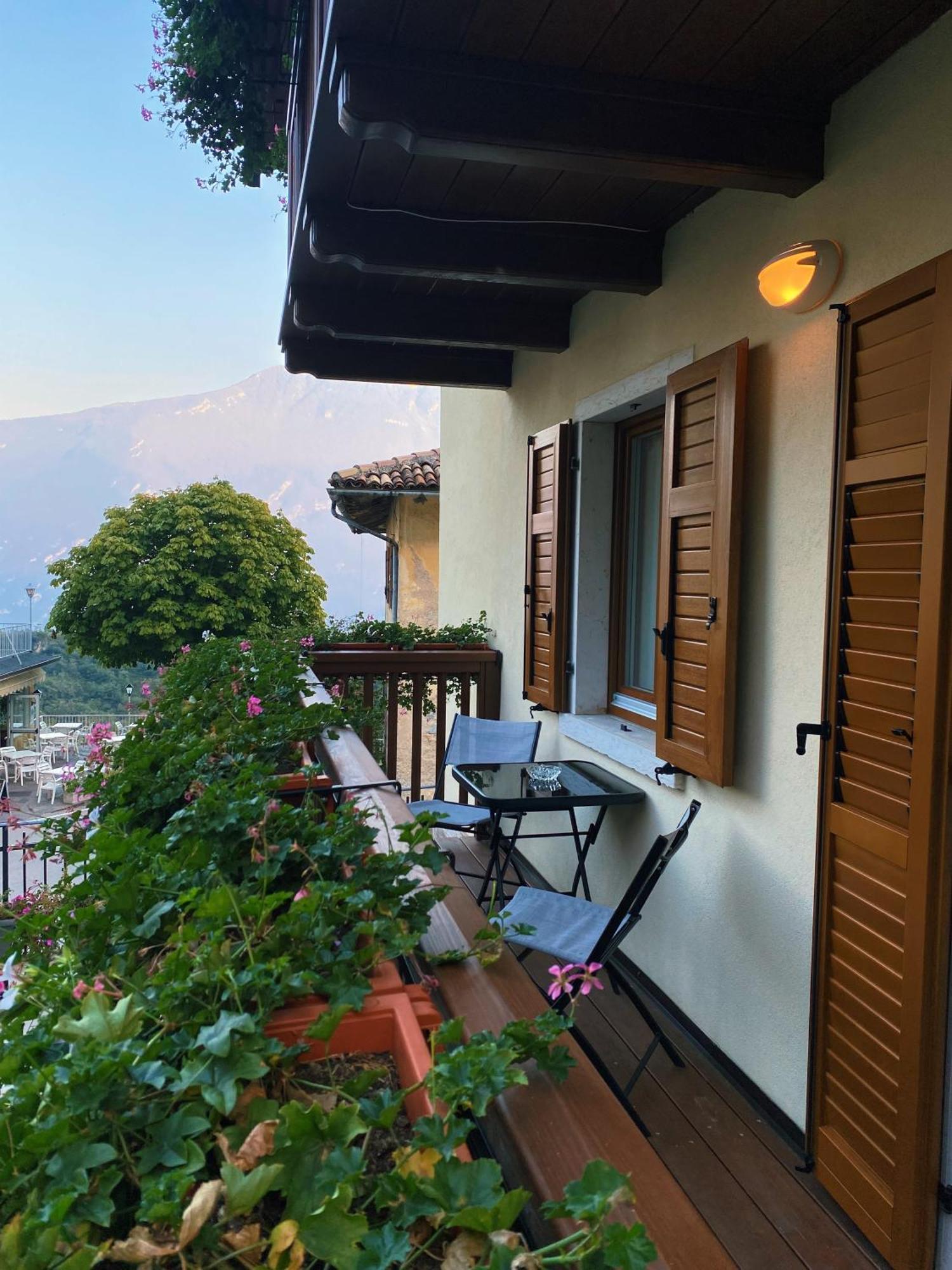 Alla Campanella Riva del Garda Luaran gambar