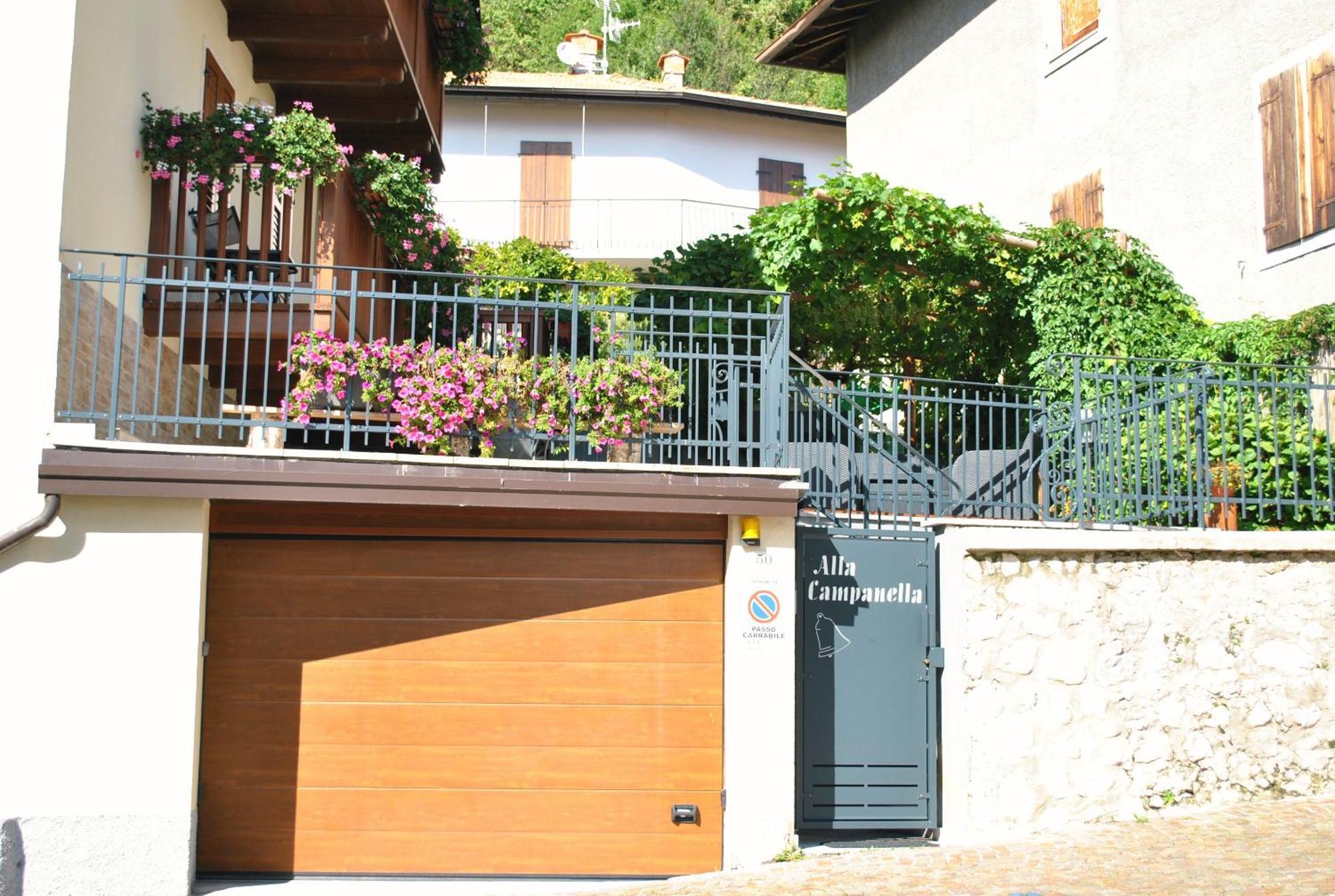 Alla Campanella Riva del Garda Luaran gambar