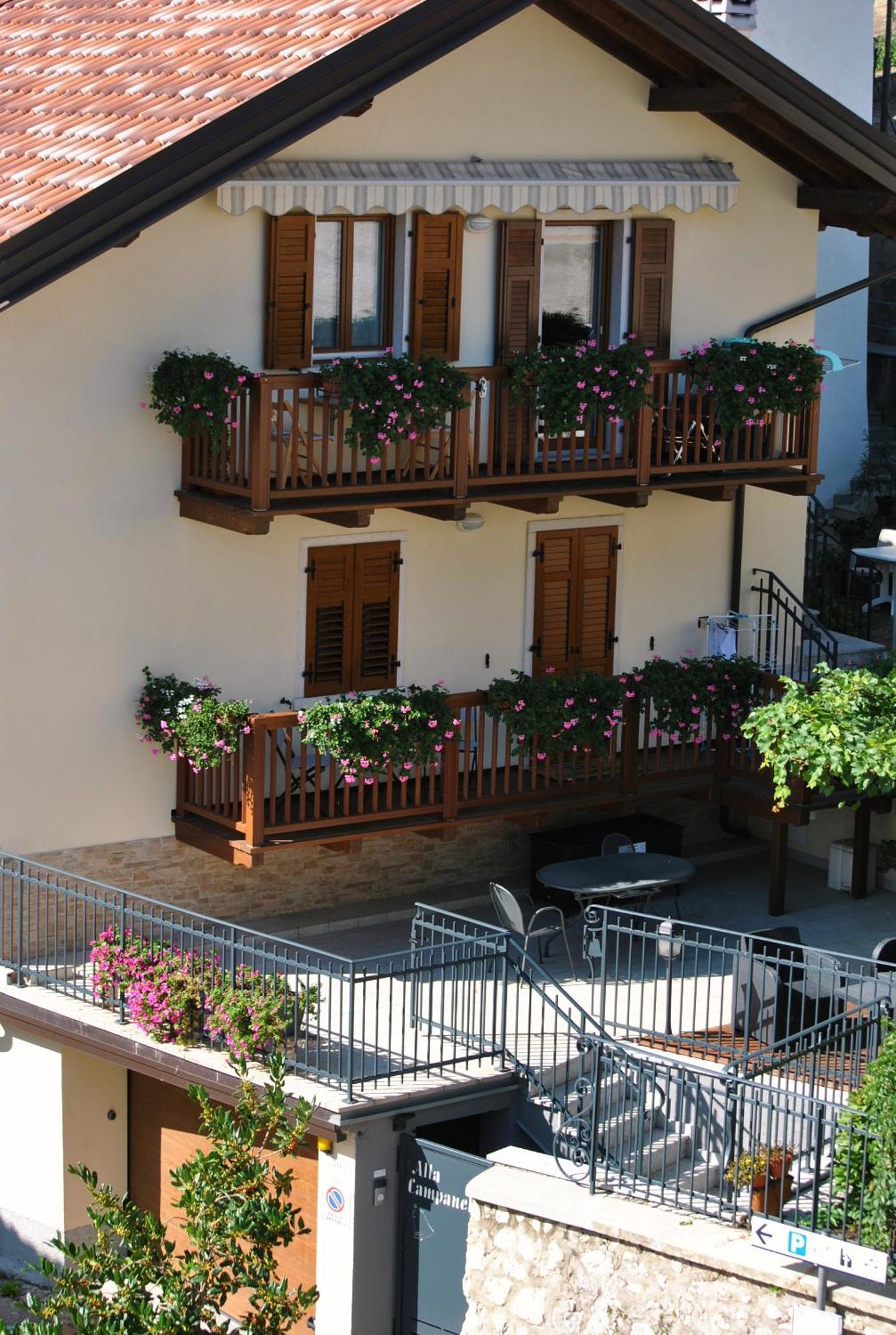 Alla Campanella Riva del Garda Luaran gambar
