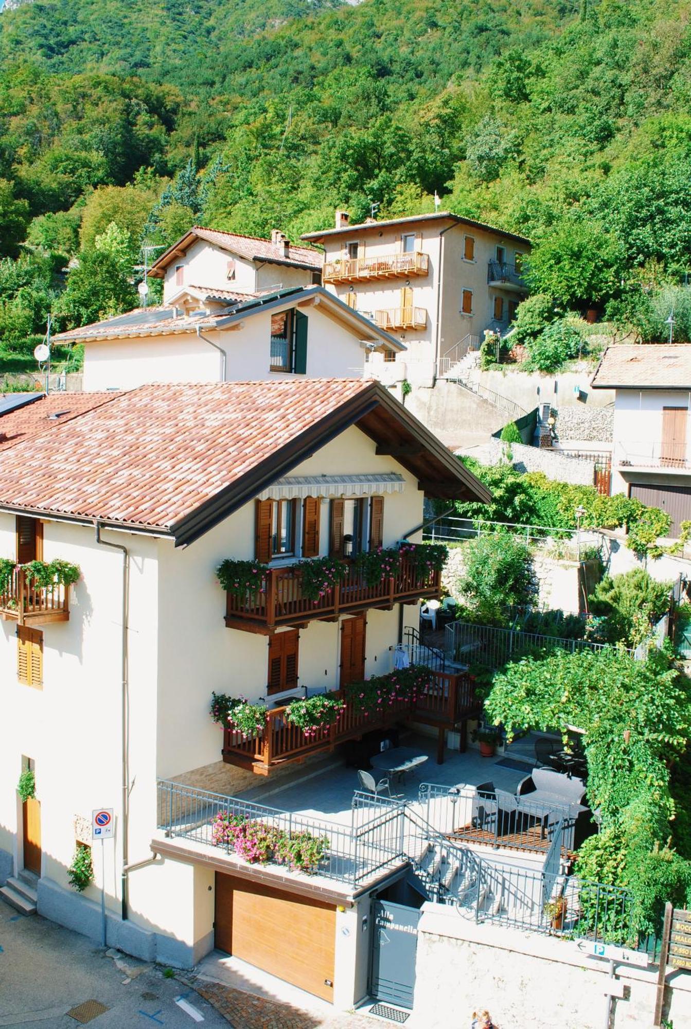 Alla Campanella Riva del Garda Luaran gambar