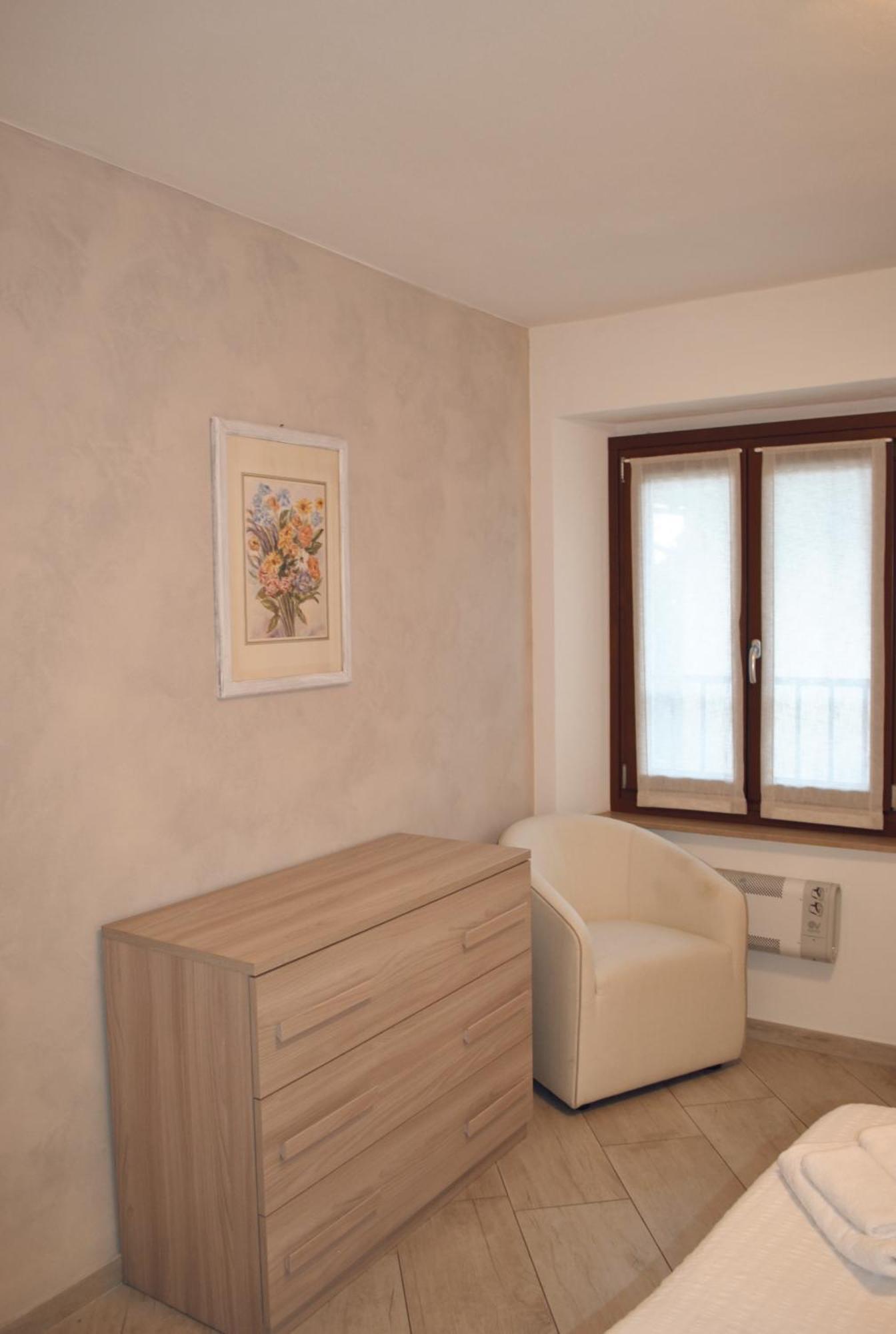 Alla Campanella Riva del Garda Luaran gambar