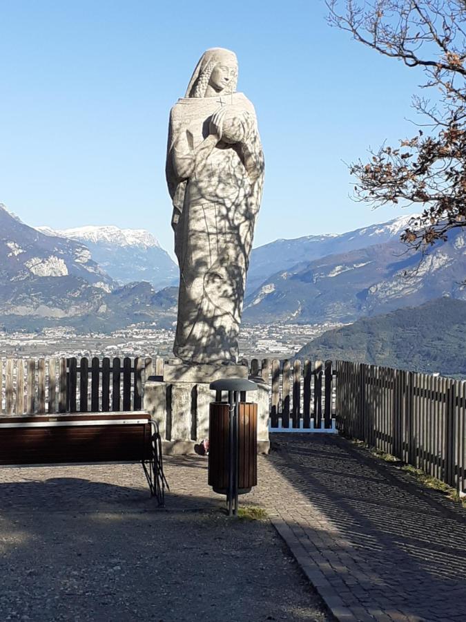 Alla Campanella Riva del Garda Luaran gambar