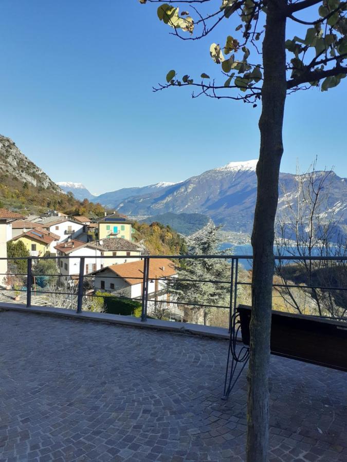 Alla Campanella Riva del Garda Luaran gambar